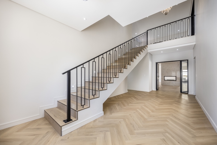 4 Bedroom Property for Sale in Vierlanden Western Cape